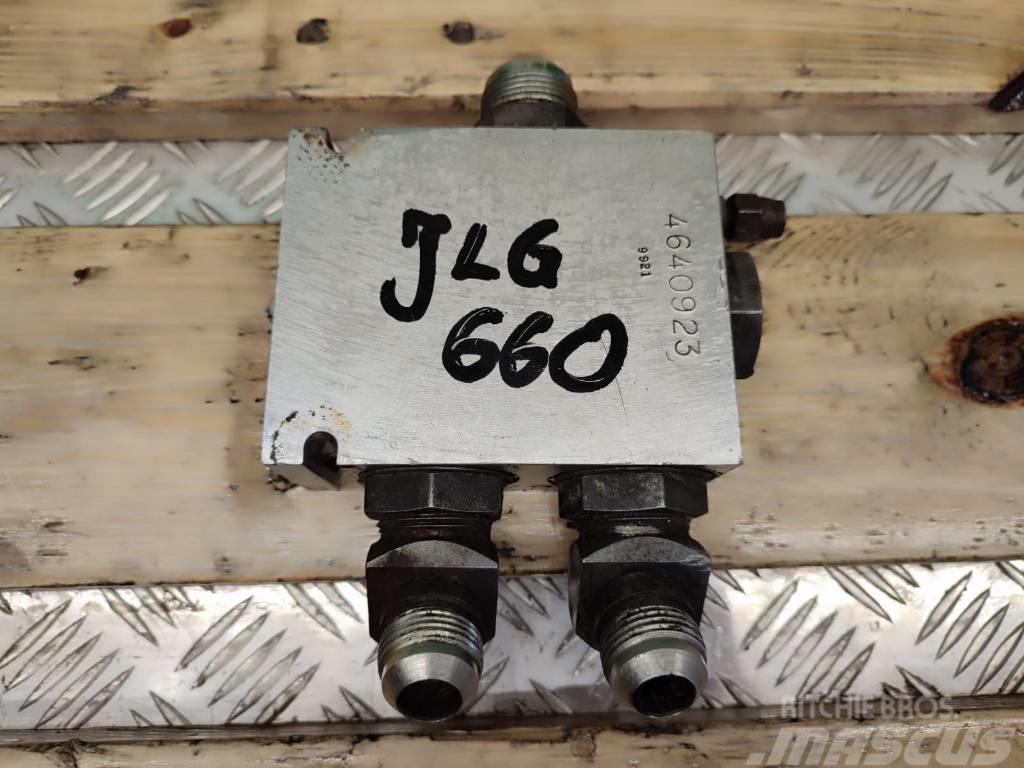 JLG Flow divider valve 4640923 JLG 660 Hidráulica