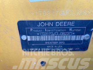 John Deere 317G Carregadoras de direcção deslizante