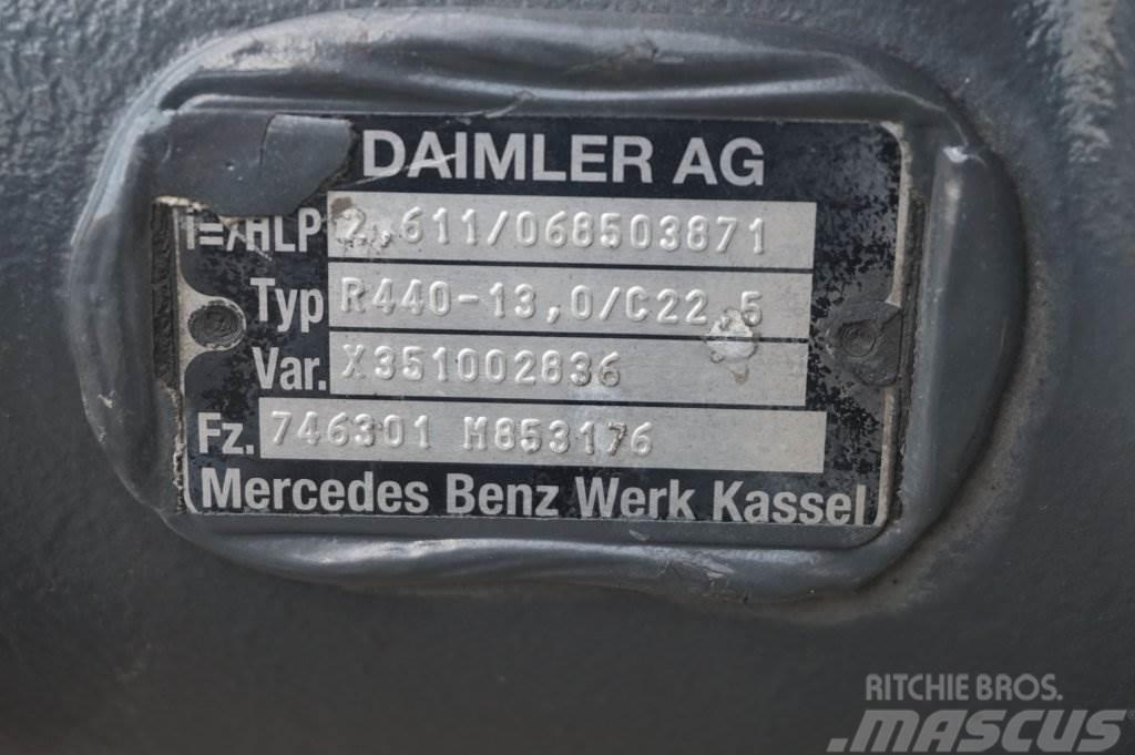 Mercedes-Benz R440-13A/C22.5 47/18 Eixos