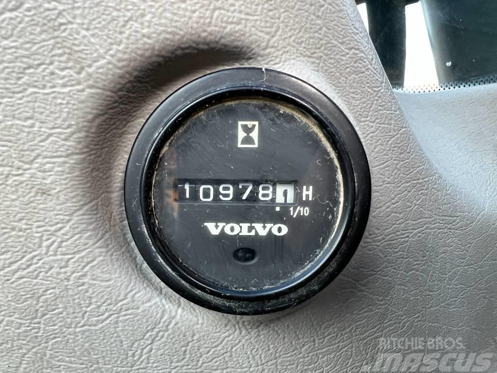 Volvo EW140D - Excellent Condition / Tilting Bucket Escavadoras de rodas