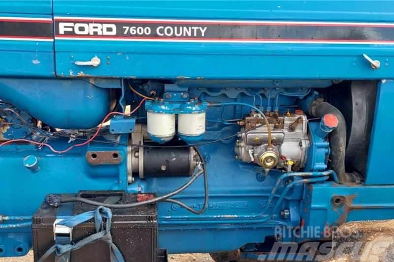 Ford County 7600 4WD With Rovic Front End Loader Tratores Agrícolas usados