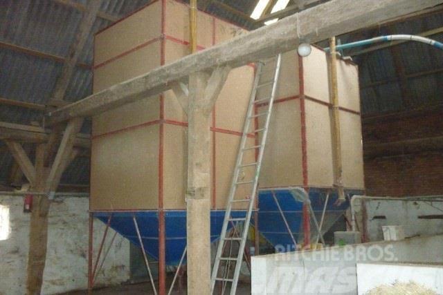  Flex 7 ton indendørssilo 2 stk.  Begge med indblæs Equipamento de descarga de silos