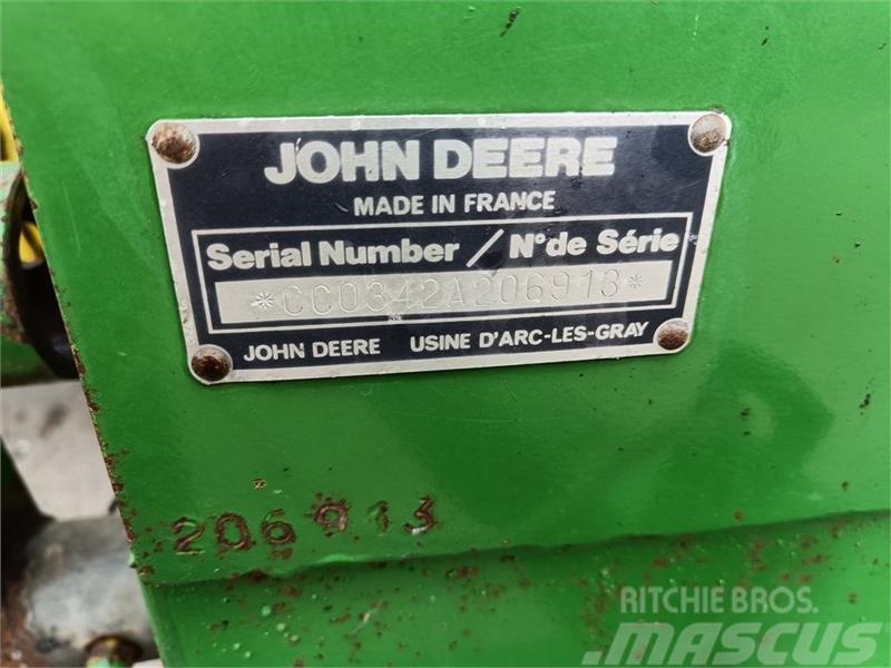 John Deere 342 A småballepresser Outras máquinas agrícolas