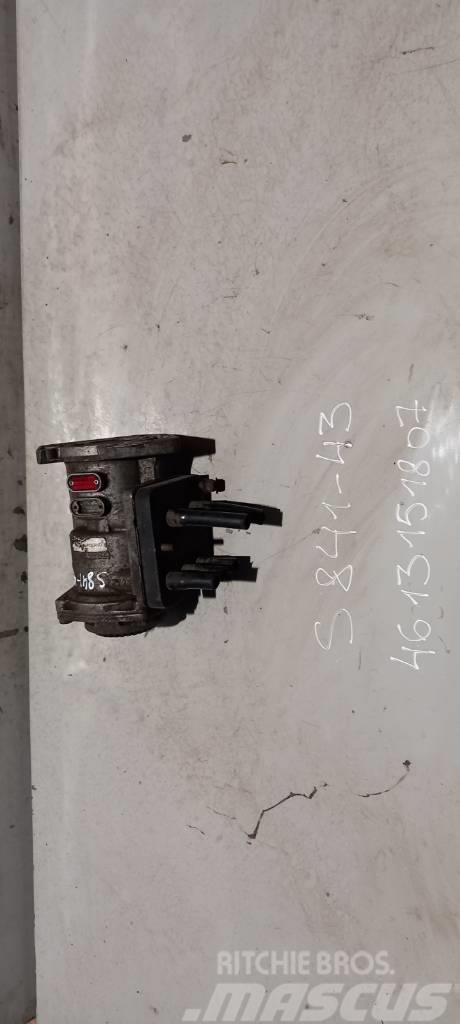 Scania 94.230 brake main valve 4613151807 Travőes