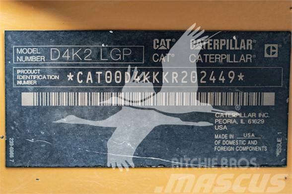 CAT D4K2 LGP Dozers - Tratores rastos