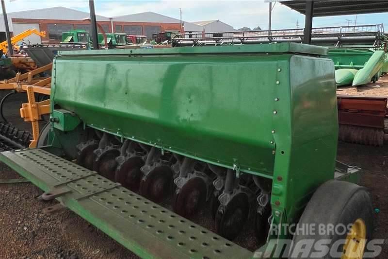 John Deere JD Wheat Planter 3m Outros Camiões