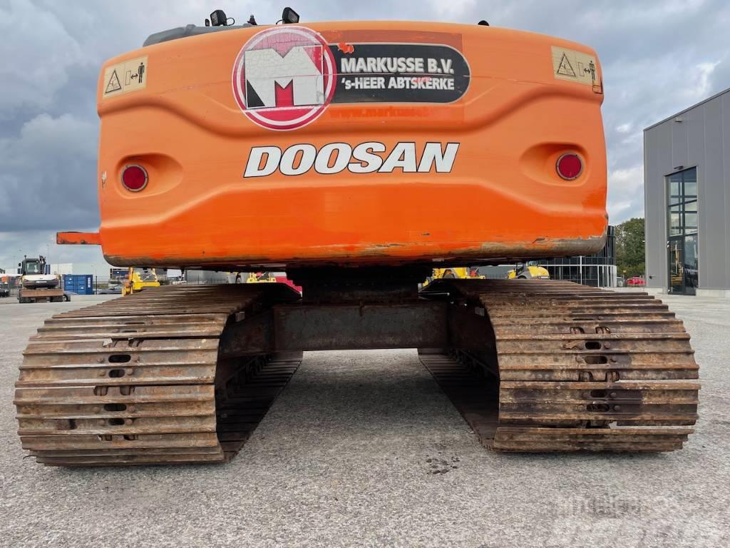 Doosan DX 160 LC Escavadoras de rastos