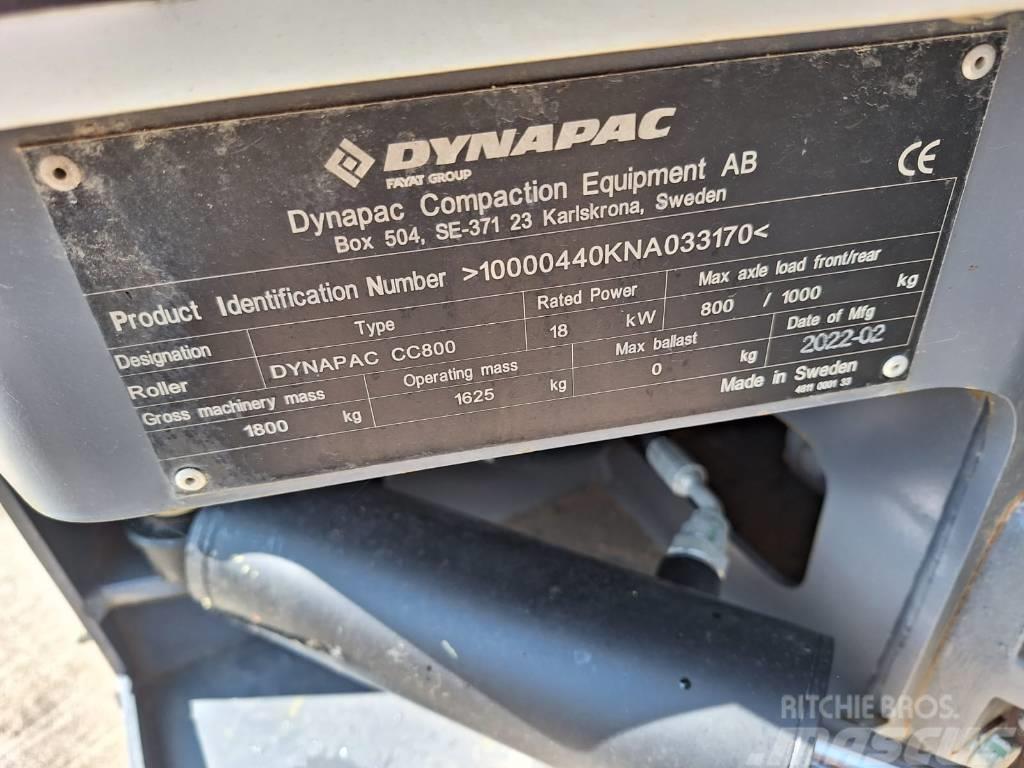 Dynapac CC800 Saltitões