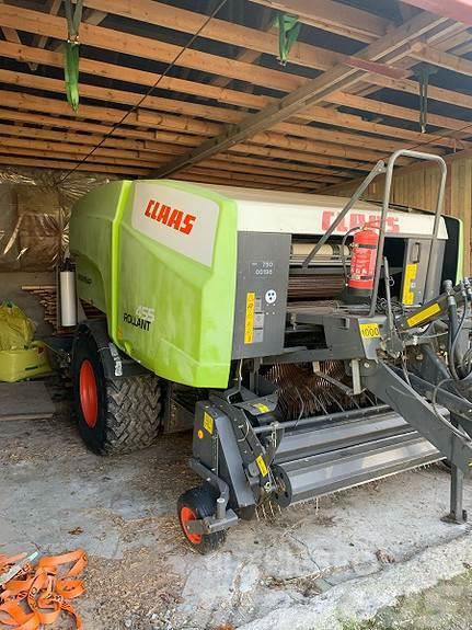 CLAAS Rollant 455 Round balers