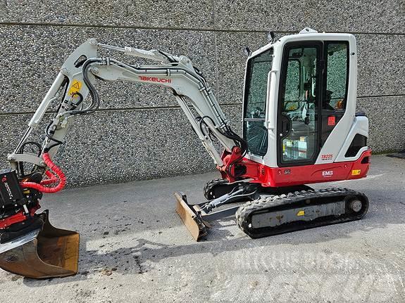 Takeuchi TB225 m/rotortilt Mini excavators < 7t (Mini diggers)