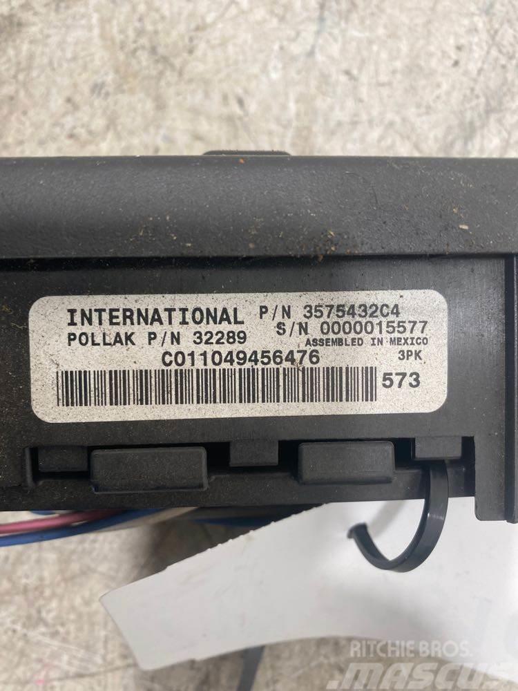 International 4300 Electrónica