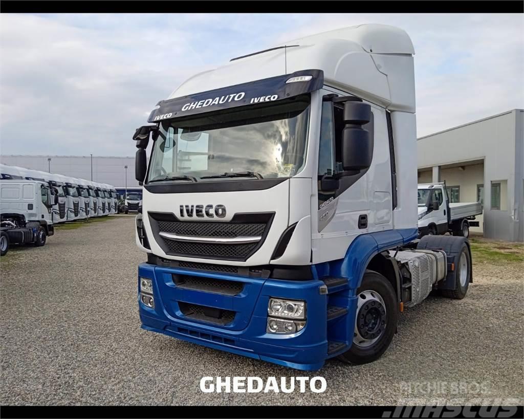 Iveco AT440S46 - TRATTORE Camiões de caixa fechada