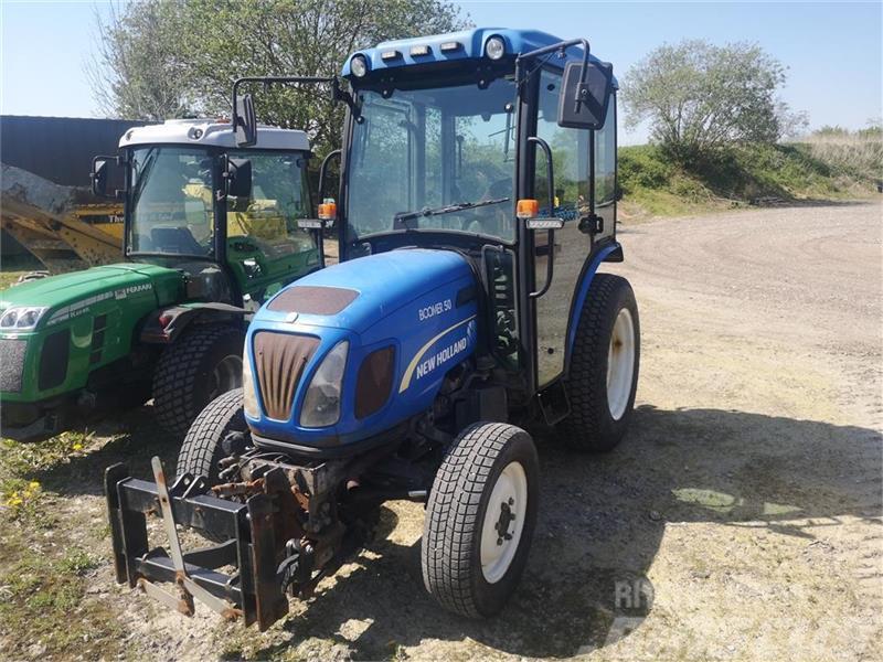 New Holland BOOMER 50 HST Tractores compactos