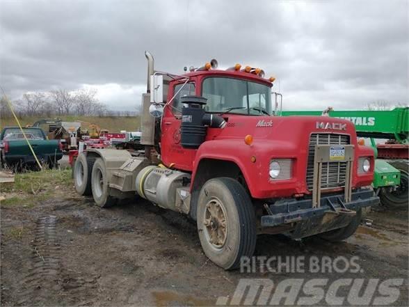 Mack R686ST Tractores (camiões)