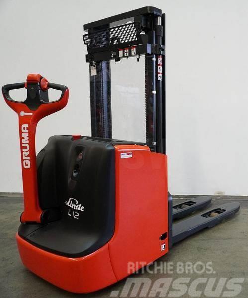 Linde L 12 i 1172 Self propelled stackers