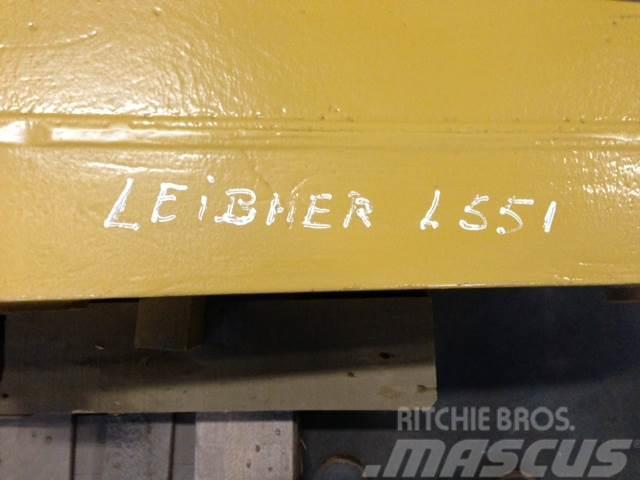 Link Arm Ex. Liebherr L551 Other components