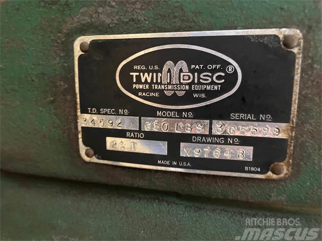  Twin Disc Model 6-C-1502-1 Transmissão
