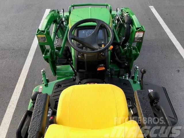 John Deere 2025R Tractores compactos