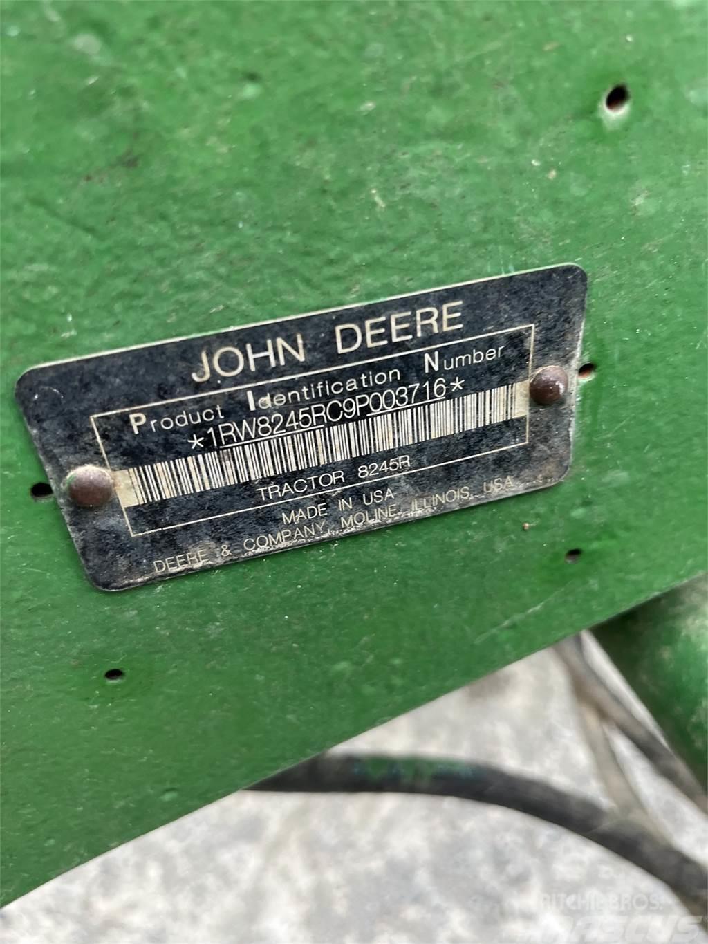 John Deere 8245R Tratores Agrícolas usados