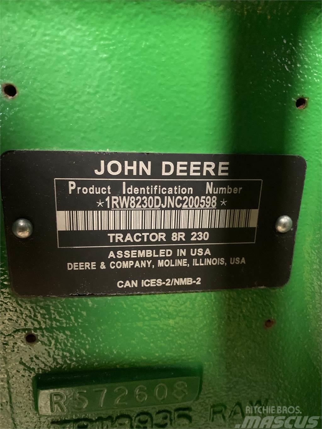 John Deere 8R 230 Tratores Agrícolas usados