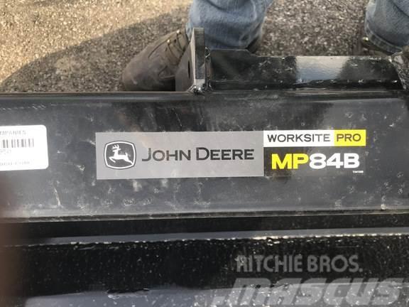 John Deere MP84 Outros