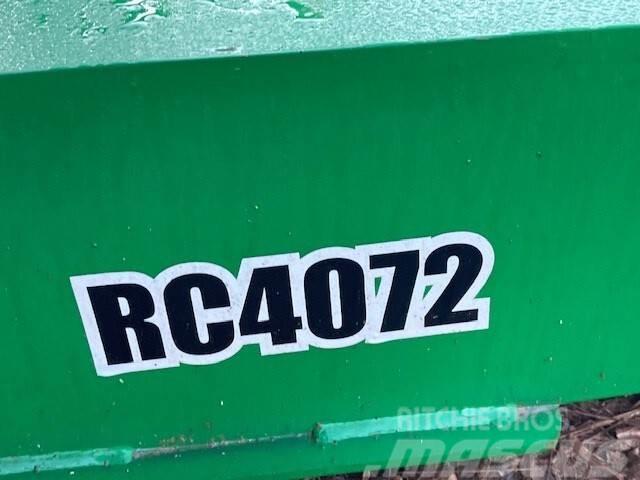 John Deere RC4072 Cortadores, moinhos e desenroladores de fardos