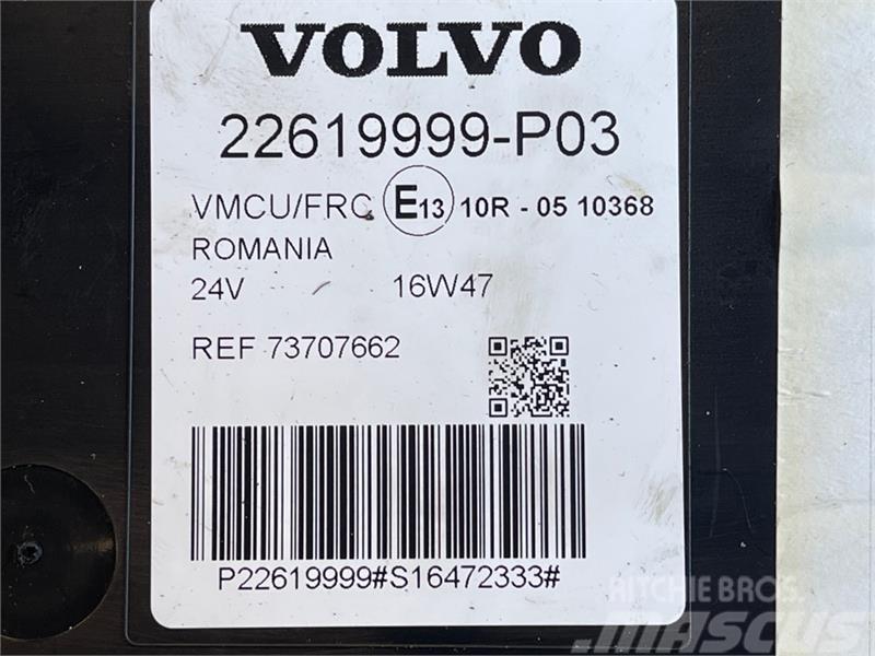 Volvo VOLVO ECU UMCU / FFR 22619999 Electrónica