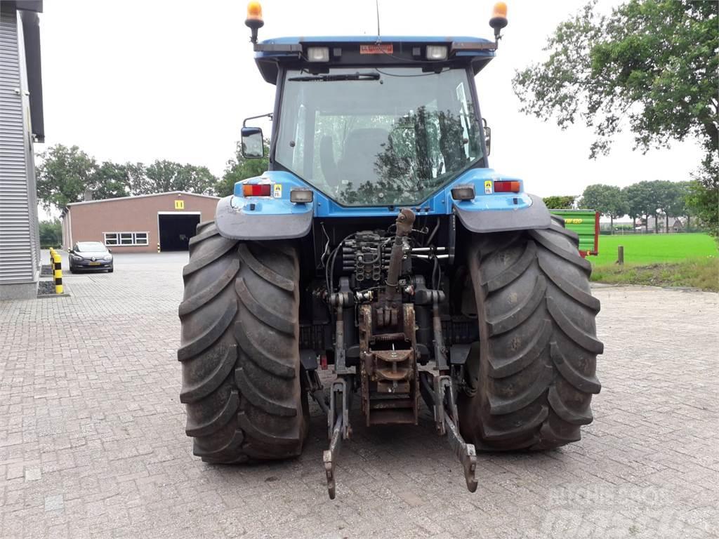 New Holland 8670 Tratores Agrícolas usados