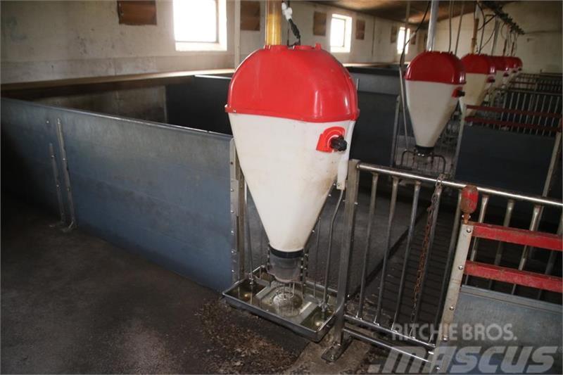  Tube-O-Mat  Komplet fodrings system Outra maquinaria e acessórios para gado