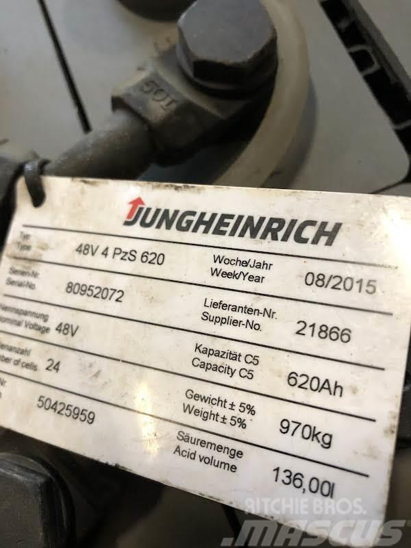 Jungheinrich ETV 116 Empilhadores Elevadores