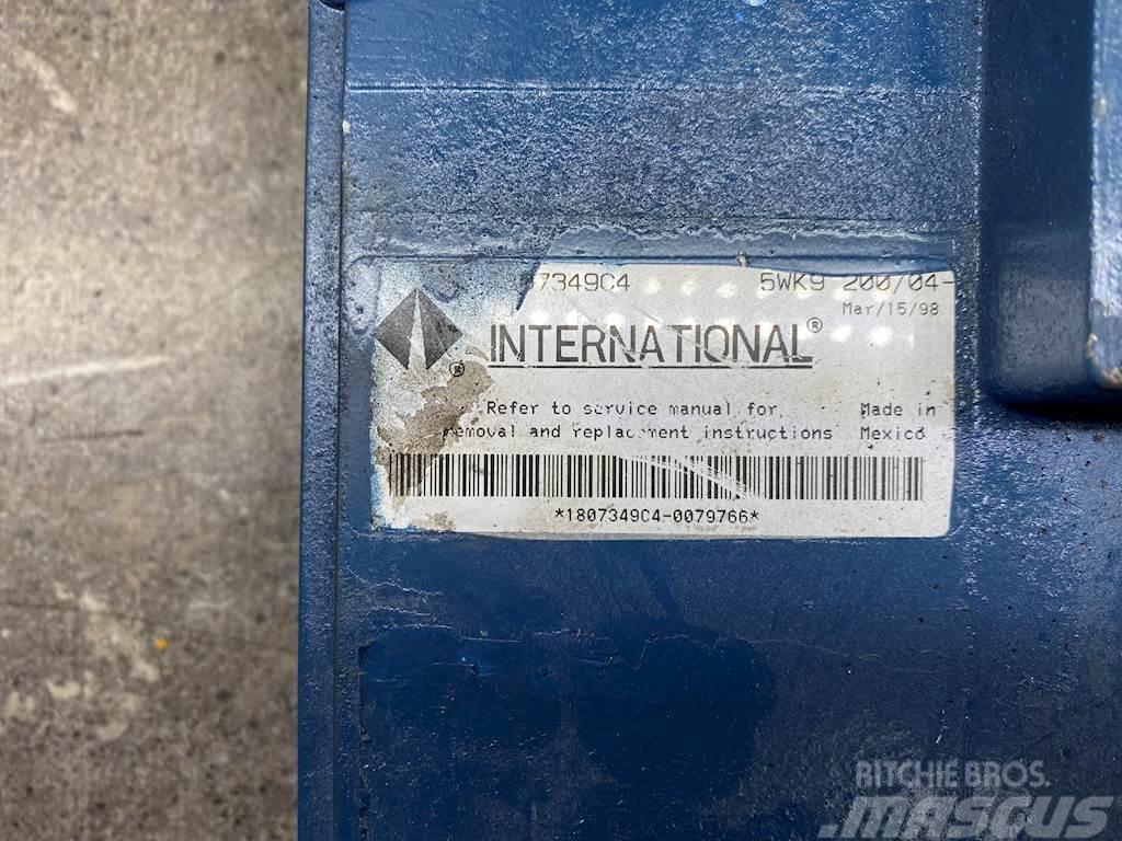 International DT466E Electrónica