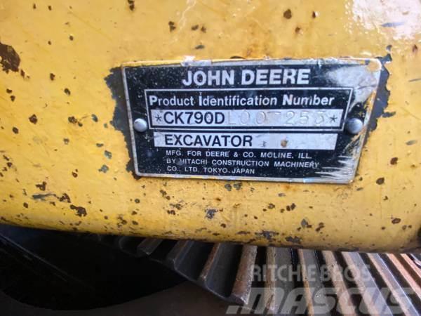 John Deere 790D LC Escavadoras de rastos