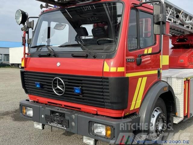 Mercedes-Benz 1422 Metz Feuerwehr Leiter 30 m. nur 31.361 Km. Outros Camiões