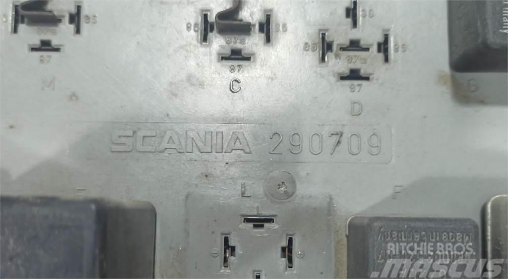 Scania 2-Series Electrónica