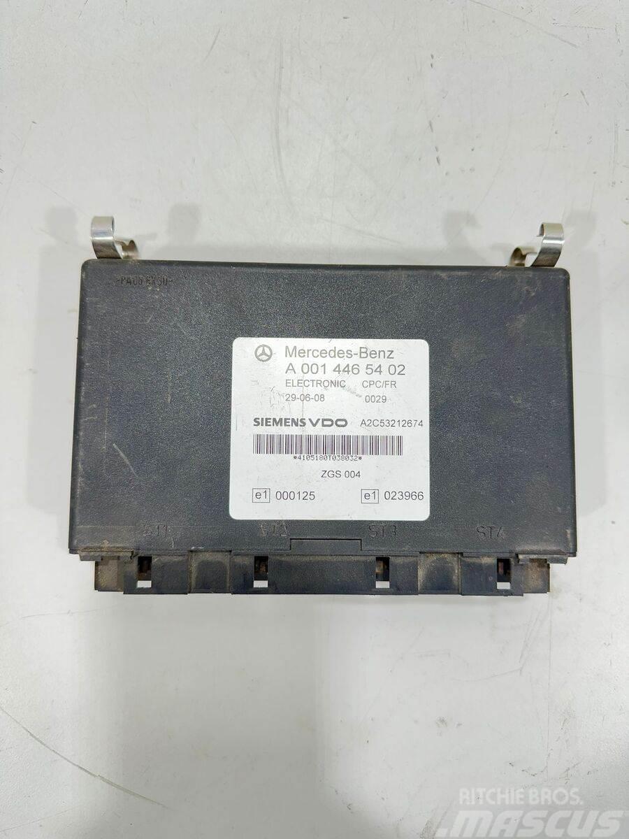 Siemens /Tipo: V90 R.3.44-1 / Unidade de Controlo Motor CP Electrónica