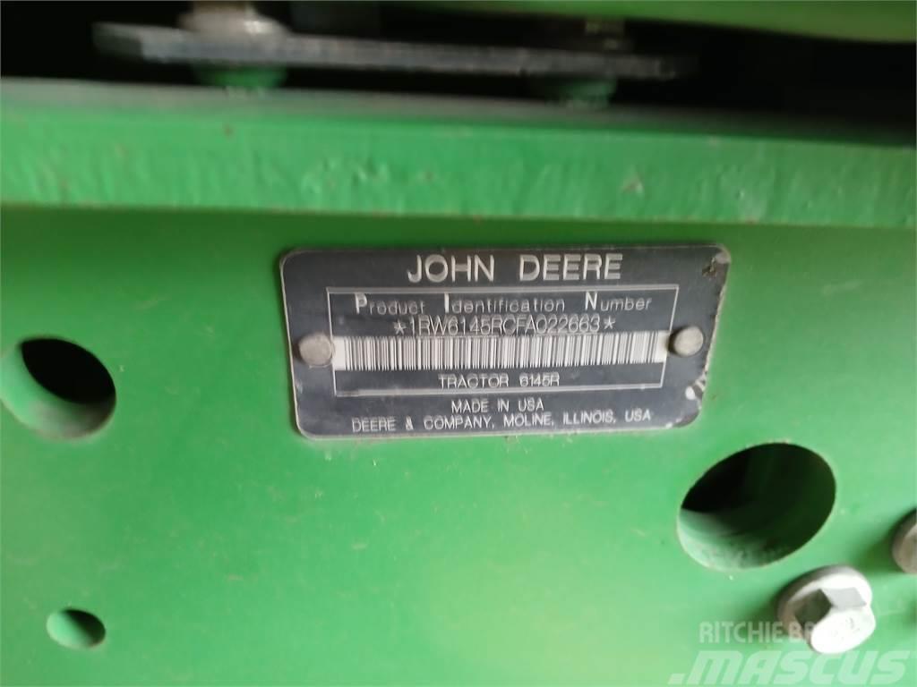John Deere 7215R Outros