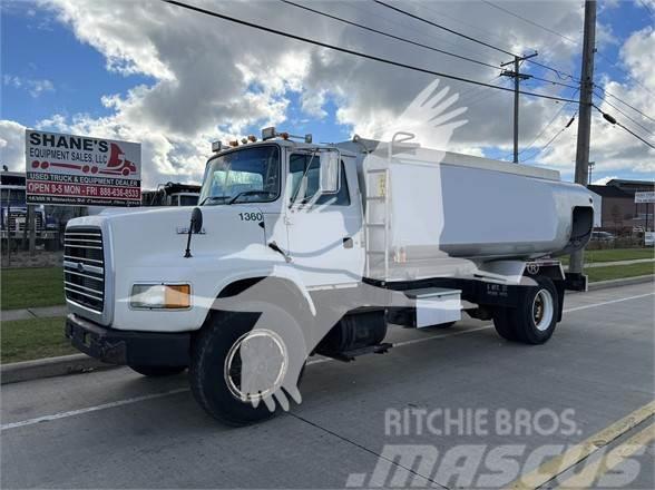 Ford L8000 Outros