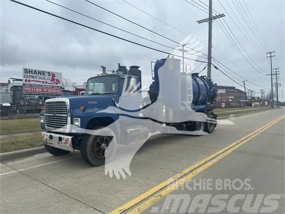 Ford L9000 Outros