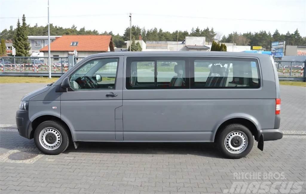 Volkswagen Transporter T5 Brygadówka, Osobowy, 9-miejsc, Jede Mini bus