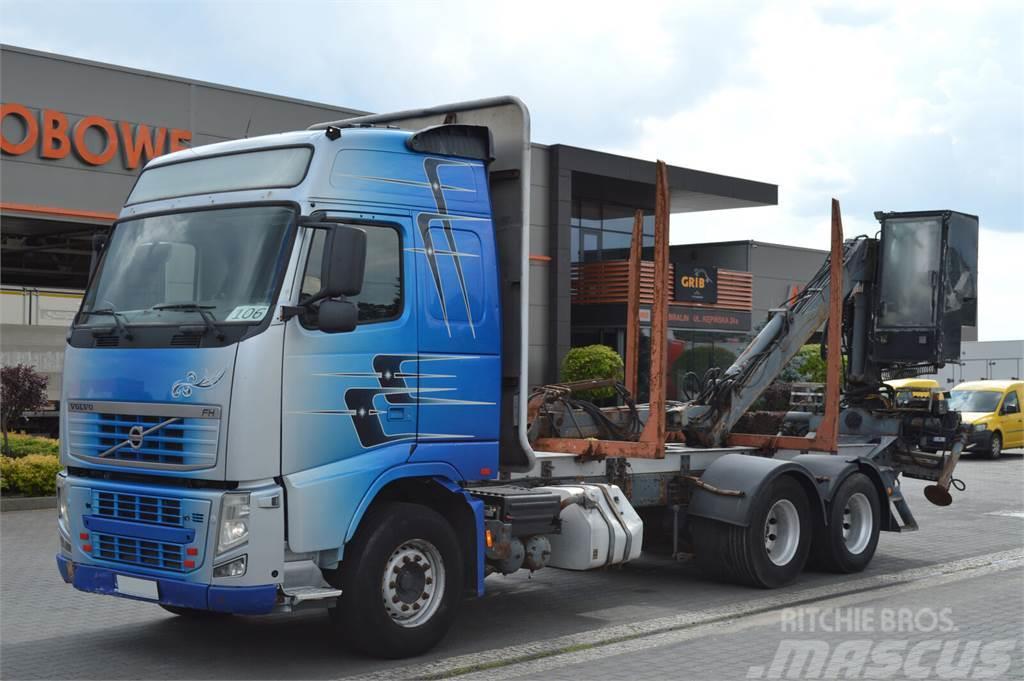 Volvo FH 13 520 FOR TRANSPORTING WOOD Camiões de transporte de troncos