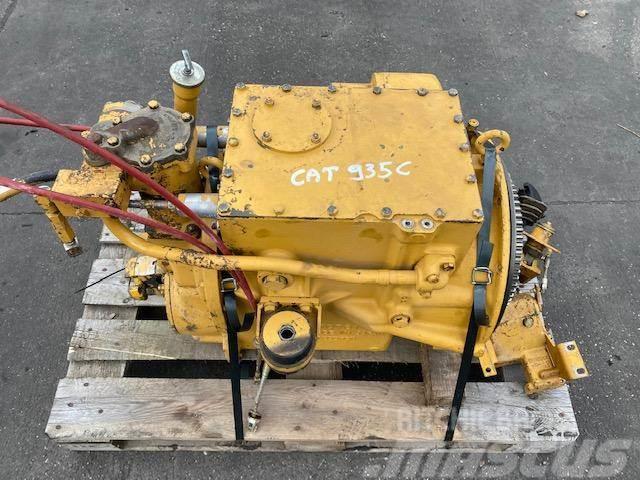 CAT 935 C TRANSMISSION Transmissão