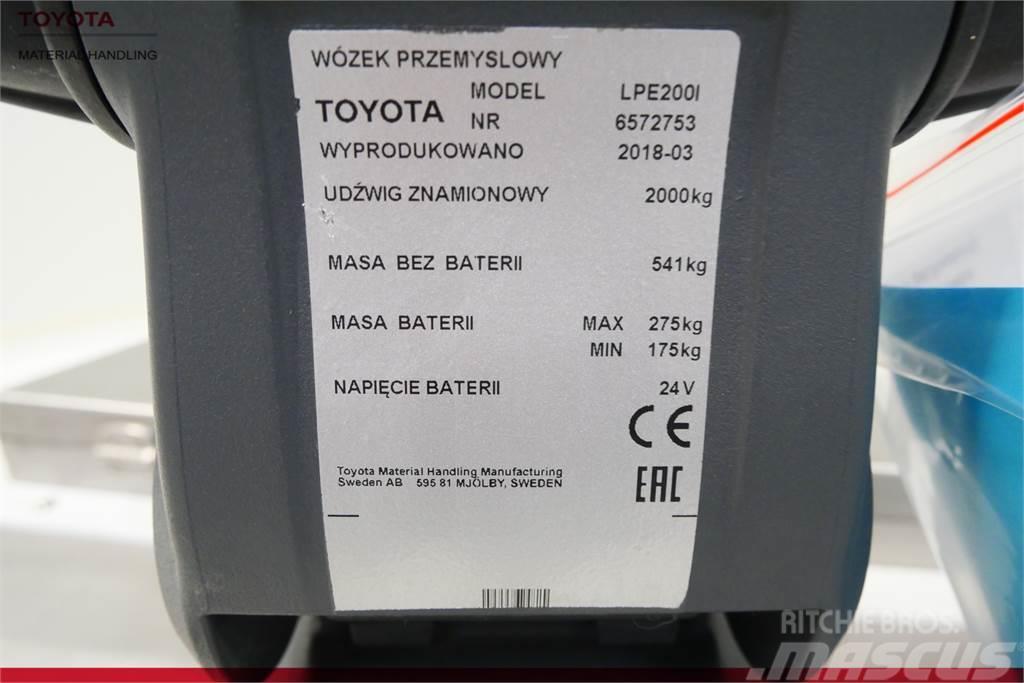 Toyota LPE200 INOX Porta-paletes com plataforma