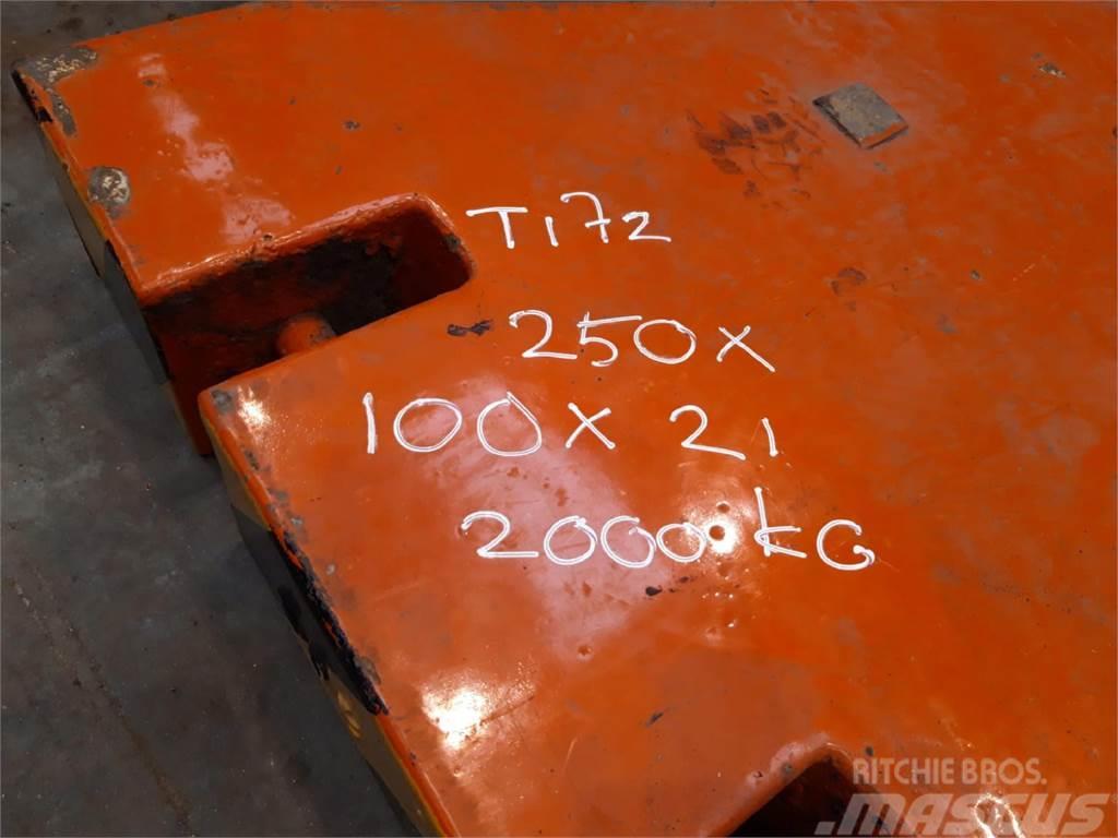 Terex Demag Demag AC 155 counterweight 2,0 ton Peças e equipamento de gruas