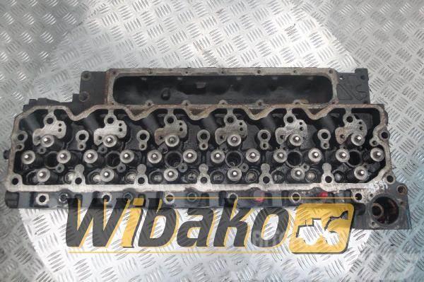 Iveco Cylinder head Iveco F4AE0681B 2831379-00 Outros componentes
