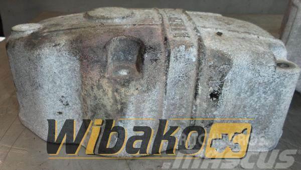 Liebherr Cylinder head cover for engine Liebherr D934 Outros componentes