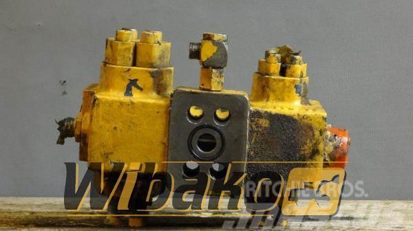 Liebherr Cylinder valve Liebherr R942 Outros componentes
