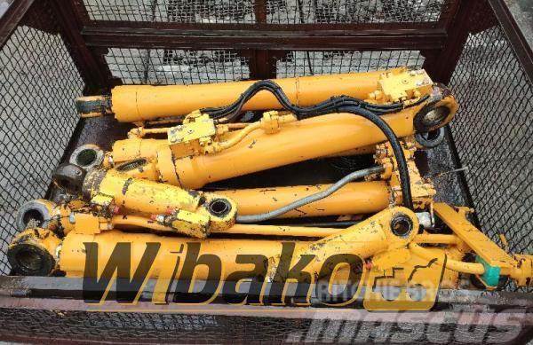 Liebherr Set of cylinders Liebherr A900 Outros componentes