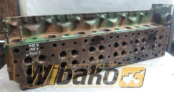 Volvo Cylinder head Volvo D12D LAE3 420653412 Outros componentes
