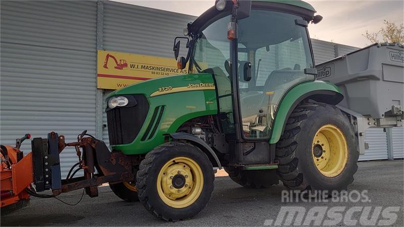 John Deere 3720 Tractores compactos