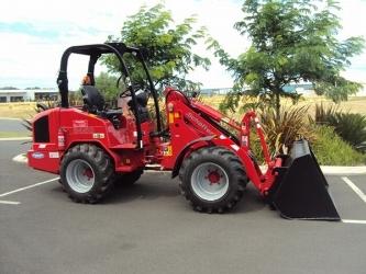 Schäffer Articulated Loader 3450